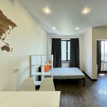 Сдается 1-комнатная квартира, 43 м²