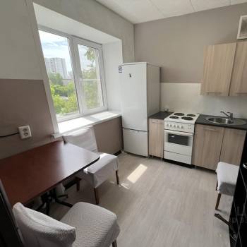 Сдается 2-х комнатная квартира, 42 м²