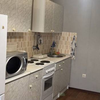 Продается 1-комнатная квартира, 43,2 м²