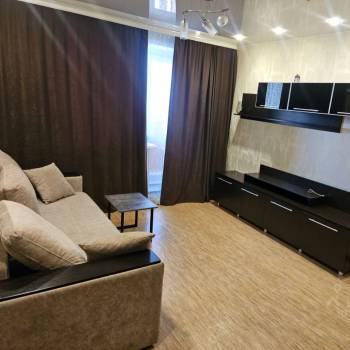 Сдается 1-комнатная квартира, 42 м²