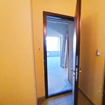 Продается 1-комнатная квартира, 47 м²