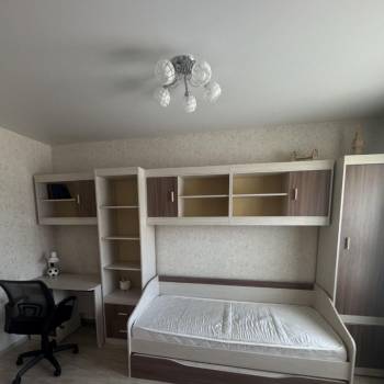 Продается 2-х комнатная квартира, 42 м²