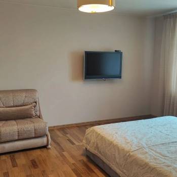 Сдается 2-х комнатная квартира, 73 м²