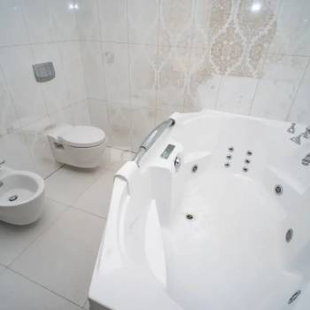 Продается 2-х комнатная квартира, 78,4 м²