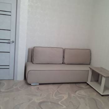 Продается 1-комнатная квартира, 45 м²