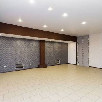 Продается Нежилое помещение, 245,7 м²