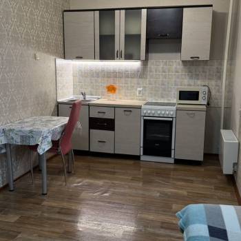 Продается 1-комнатная квартира, 35 м²