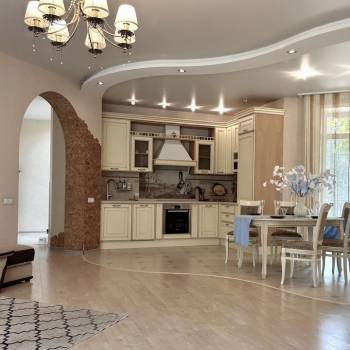Сдается Дом, 280 м²