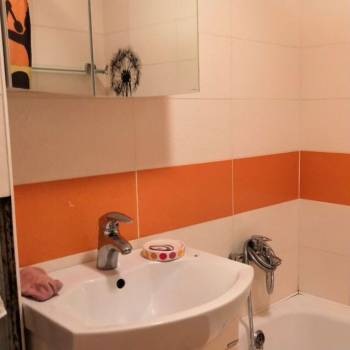 Сдается 2-х комнатная квартира, 49 м²
