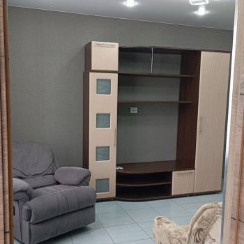 Сдается 1-комнатная квартира, 45 м²