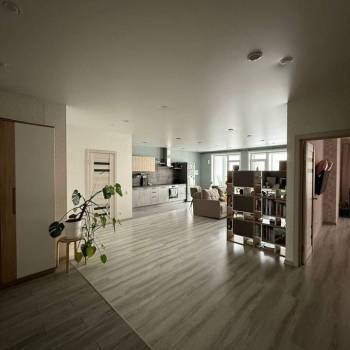 Продается 2-х комнатная квартира, 85,8 м²
