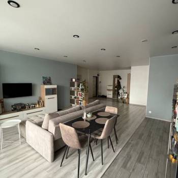 Продается 2-х комнатная квартира, 85,8 м²