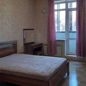 Сдается 2-х комнатная квартира, 75,5 м²