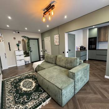 Продается 2-х комнатная квартира, 60 м²