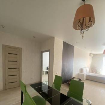 Сдается 2-х комнатная квартира, 70 м²