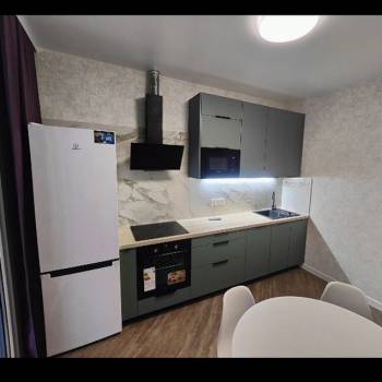 Сдается 1-комнатная квартира, 38 м²