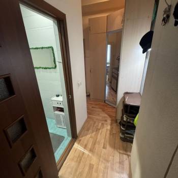 Продается 1-комнатная квартира, 40,6 м²