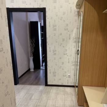 Сдается 1-комнатная квартира, 39 м²
