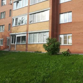 Сдается 1-комнатная квартира, 42 м²