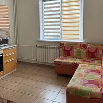 Сдается 1-комнатная квартира, 37 м²