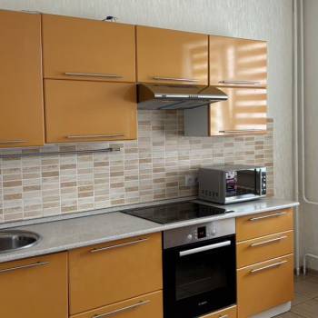 Сдается 1-комнатная квартира, 37 м²
