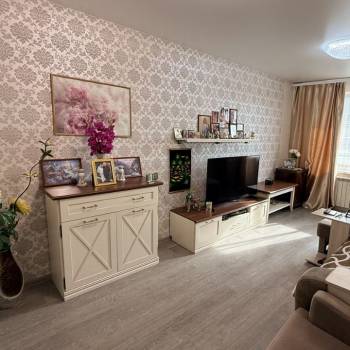 Продается 2-х комнатная квартира, 42 м²