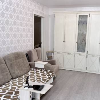 Продается 2-х комнатная квартира, 42 м²