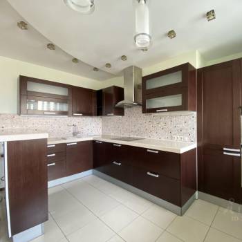 Продается 3-х комнатная квартира, 100 м²