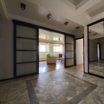 Продается 3-х комнатная квартира, 100 м²