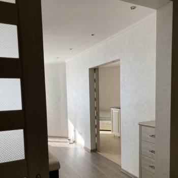 Сдается 1-комнатная квартира, 63 м²