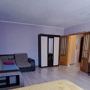 Сдается 1-комнатная квартира, 46 м²