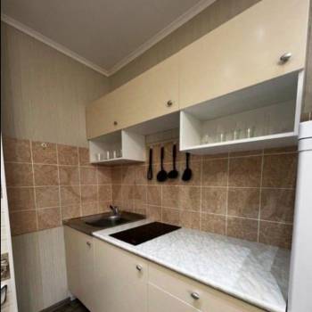 Продается 1-комнатная квартира, 30 м²