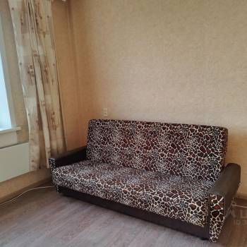 Сдается 1-комнатная квартира, 54 м²