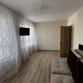 Сдается 2-х комнатная квартира, 55 м²