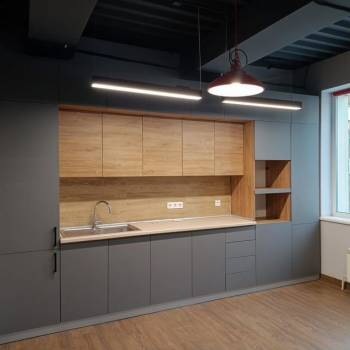 Сдается Нежилое помещение, 181 м²