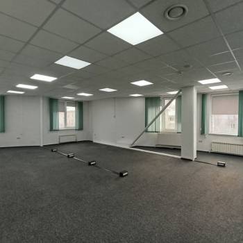 Сдается Нежилое помещение, 181 м²