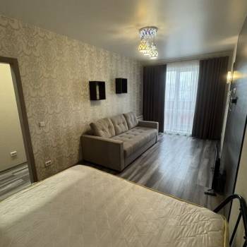 Сдается 1-комнатная квартира, 35 м²