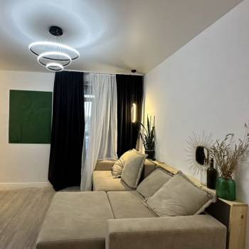 Сдается 1-комнатная квартира, 42 м²
