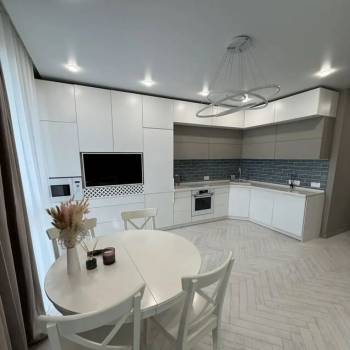 Продается 1-комнатная квартира, 59,8 м²