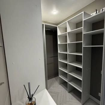 Продается 1-комнатная квартира, 59,8 м²