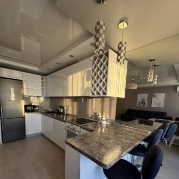 Продается 3-х комнатная квартира, 93 м²