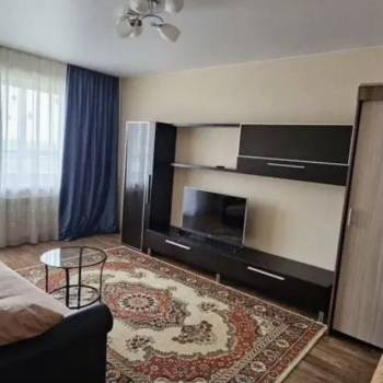 Сдается 1-комнатная квартира, 40 м²