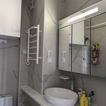 Сдается 2-х комнатная квартира, 60 м²