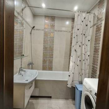 Сдается 2-х комнатная квартира, 60 м²