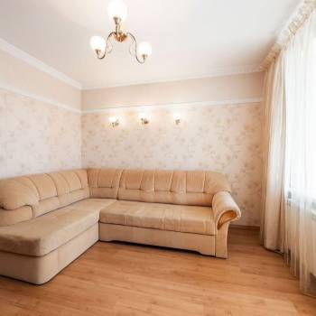 Продается Многокомнатная квартира, 131 м²