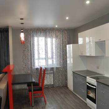 Сдается 1-комнатная квартира, 40 м²