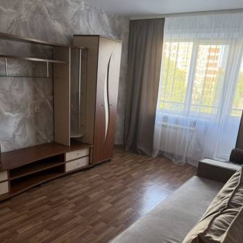 Сдается 1-комнатная квартира, 37 м²