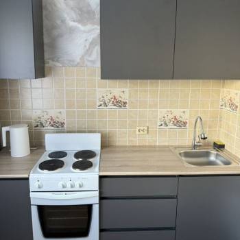 Сдается 1-комнатная квартира, 37 м²