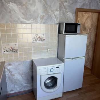 Сдается 1-комнатная квартира, 37 м²