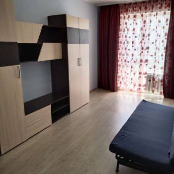 Сдается Многокомнатная квартира, 60 м²